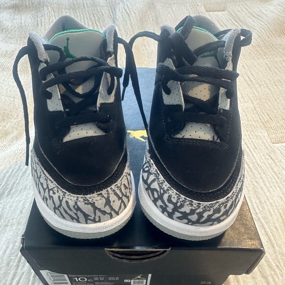 Air Jordan 3 Retro TD - Picture 3 of 8